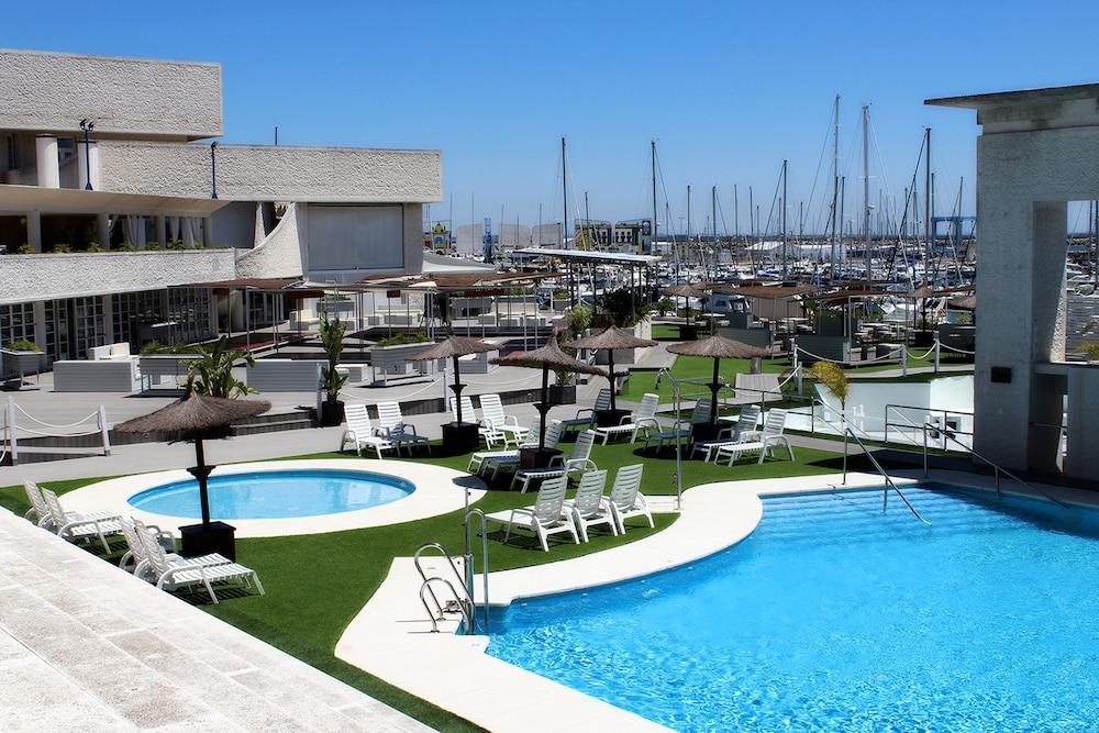 Suites Puerto Sherry El Puerto de Santa María Exterior foto